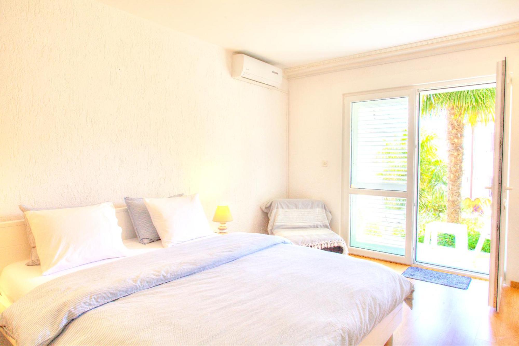 Anmarie Apartments 茨里克韦尼察 外观 照片